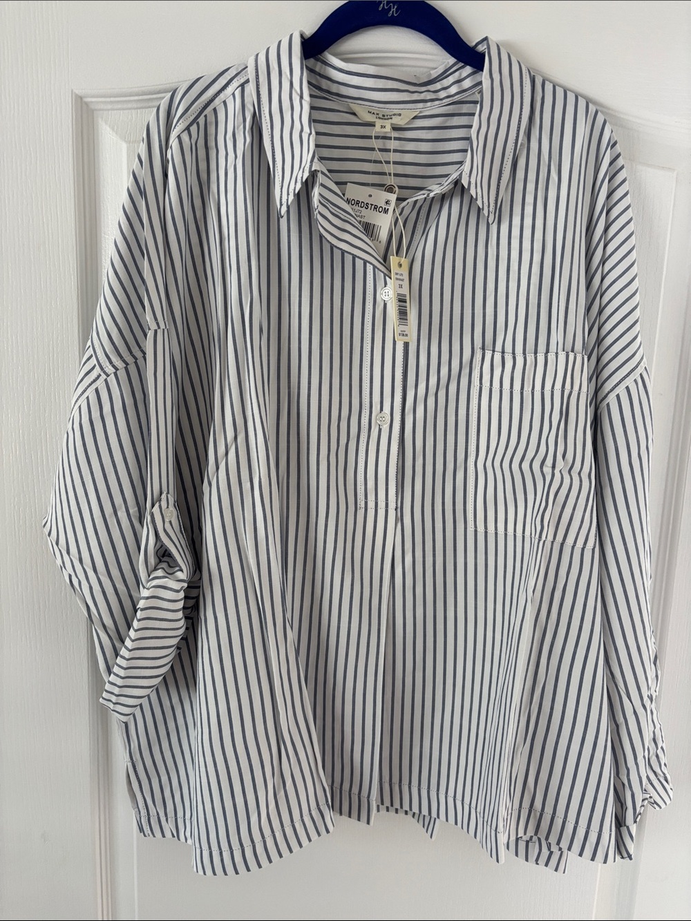 NWT MAX STUDIO White and Blue Striped Shirt. SIZE 3X
